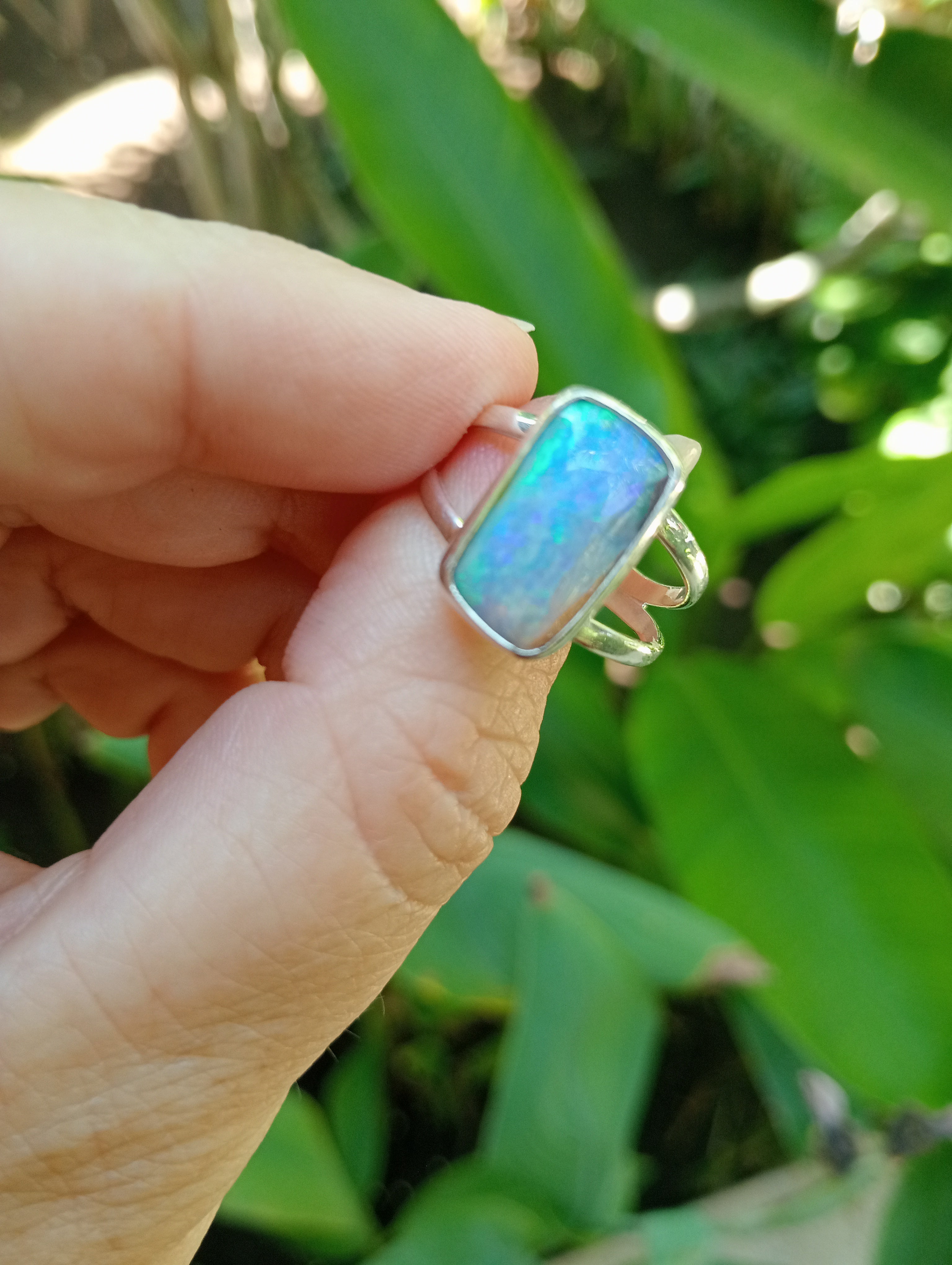 Australian Coober Pedy pretty amazing bolder opal, silver ring size Q