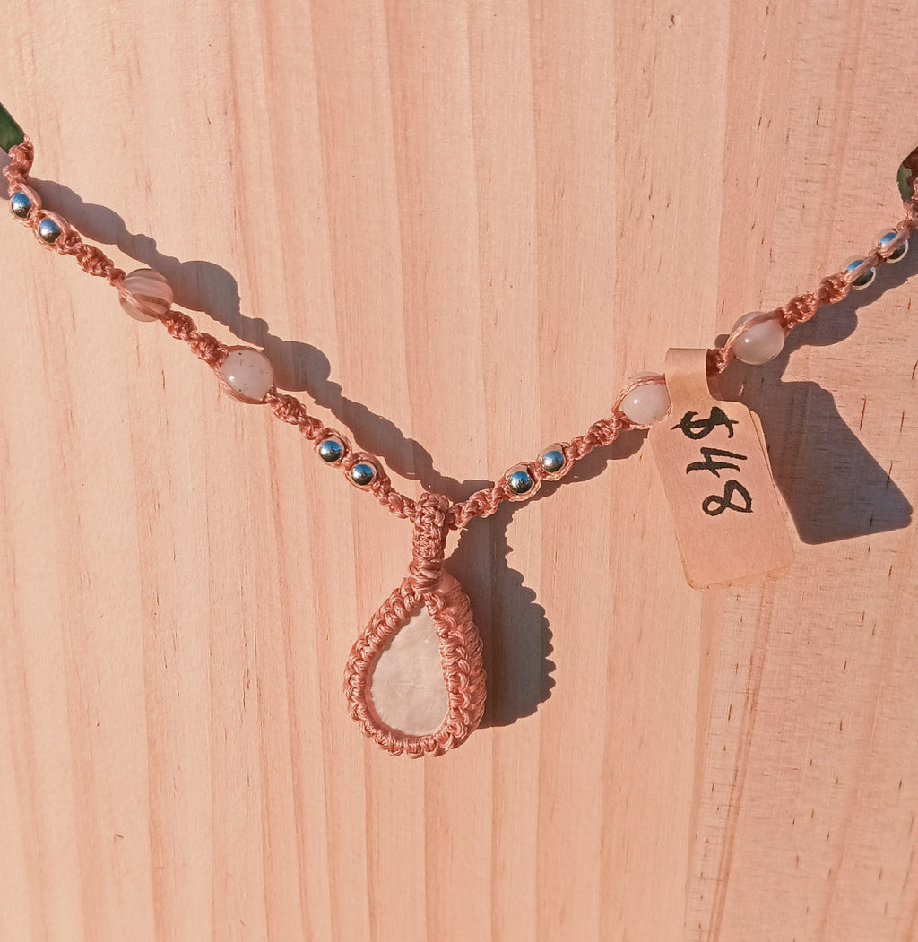Mother of pearl mirco macrame necklace