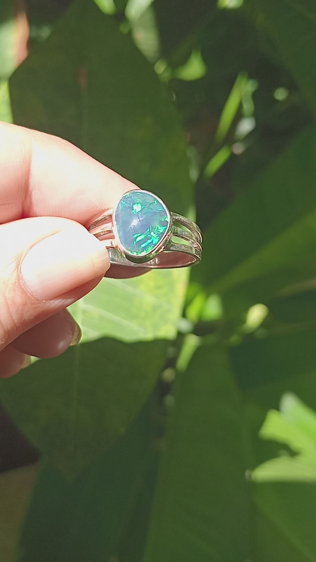 Australian Lightning Ridge bedazzled opal silver ring Size U